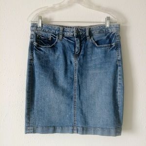 Converse denim skirt
